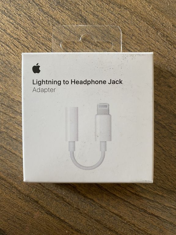 مبدل لایتنینگ به جک 3.5 میلی متری اپل ا Apple Lightning to 3.5mm Headphone Jack Adapter